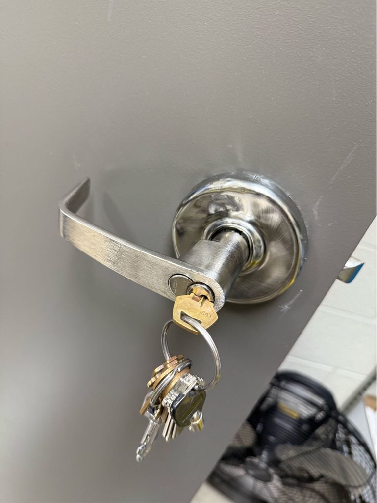 Coweta locksmith servicing commercial lever lock